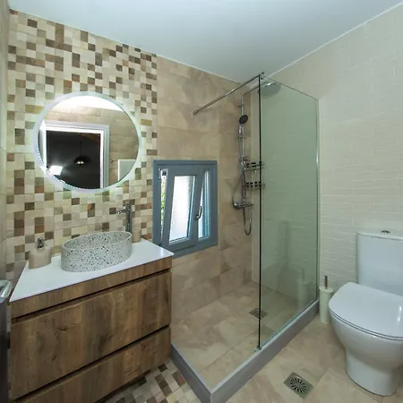 Sir T Apartment