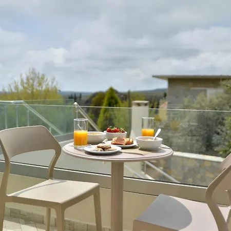 Διαμέρισμα Sir T *